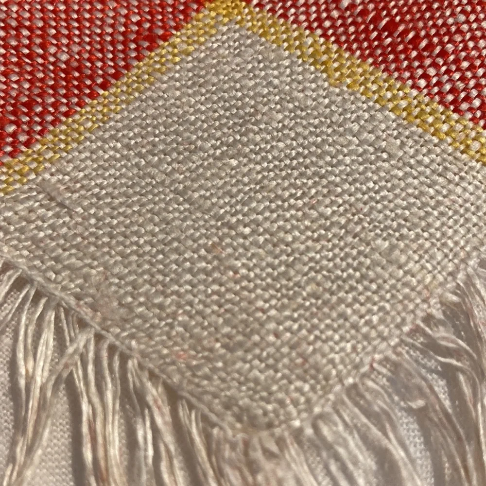 Vintage tablecloth fringe